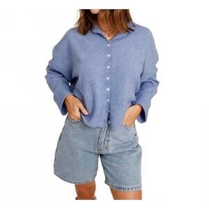 NEW THINGS BETWEEN cult rolled neck cardigan in light blue